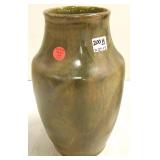 Red Wing Nokomis #208- 10" vase