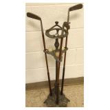 Metal putting stand with 3 antique wood shaft