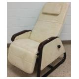 Zero gravity massage chair