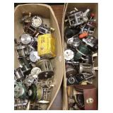 Group vintage fishing reels in 2 boxes