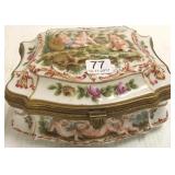 7" Capo-di-monte hand painted hinged box