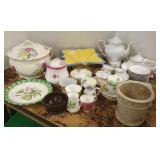 Group including porcelain tea set, pottery, etc.
