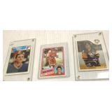 3 NHL rookie cards - Lemieux, Yzerman, Hull -