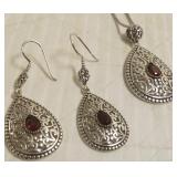 Filigree sterling pendant on chain & pair earring