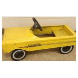 Vintage Pacer pedal car