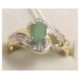 14k gold ring set with emerald & diamond