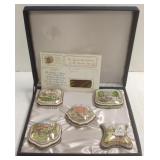 Set of 5 Limoges hinged porcelain boxes in fitted