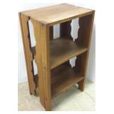 Arts & Crafts small oak bookshelf