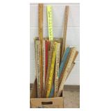 Approx. 90 yardsticks, etc. some advertising