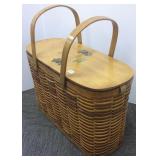 Hawkeye refrigerator wood picnic basket
