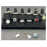COSTUME RINGS