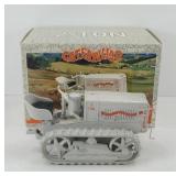 ERTL CATERPILLAR TRACTOR 1:16
