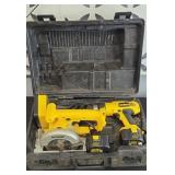 DEWALT TOOL SET CORDLESS 12 VOLT