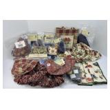 LONGABERGER LINERS, NAPKINS, GARTERS & MORE