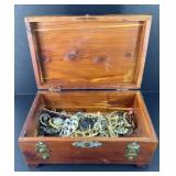 JEWELRY BOX W/ VINTAGE COSTUME JEWELRY