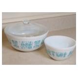 PYREX MIXING BOWLS W/ 1 LID AMISH BUTTERPRINT