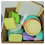 BOX OF VINTAGE TUPPERWARE