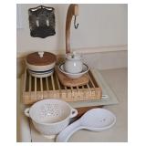 CUTTING BOARD, PLATE RACK, LAZY SUSAN