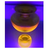 ART GLASS DECANTER, GLOWS
