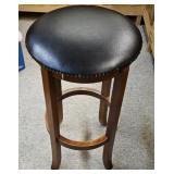 SWIVEL BAR STOOL