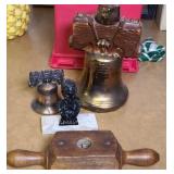 LIBERTY BELL & OTHER DECOR