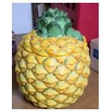 TEMPTATIONS PINEAPPLE COOKIE JAR