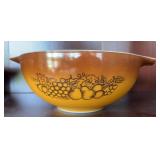 (4) PYREX CINDERELLA BOWL SET, OLD ORCHARD