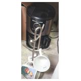 COFFEE MAKER & CUP HOLDERS