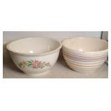 (2) VINTAGE MIXING BOWLS W/ CHIPS