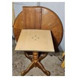 DINING TABLE W/ LEAF