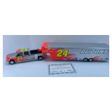JEFF GORDON 2002 BROOKFIELD 1:24 DIECAST SET