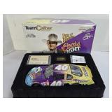 TEAM CALIBER JOHN WAYNE STERLING MARLIN 1:24
