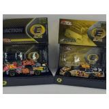 (2) KEVIN HARVICK 1:24 DIECAST CARS