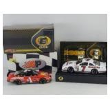 ALAN KULWICKI & RACING.COM 1:24 DIECAST CARS