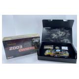 (2) MARK MARTIN TEAM CALIBER 1:24 DIECAST CARS