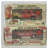 (2) BROOKFIELD TRUCK BANKS 1:25