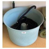 METAL HOSE HOLDER & HOSE