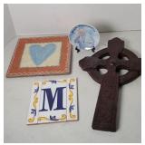 CROSS, POPE PLATE, TRIVETS