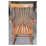 ROCKING CHAIR