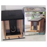 SOLAR SMART BIRD FEEDER W/ CAMERA