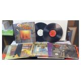 COUNTRY VINYL RECORD ALBUMS