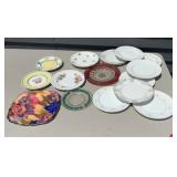 ELWOOD GLASS FESTIVAL PLATE & ASSTD CHINA