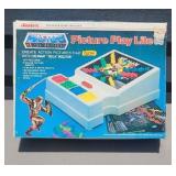 MASTERS OF THE UNIVERSE PLAY LITE SET