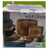 HORIZON 16 PIECE DINNERWARE SET