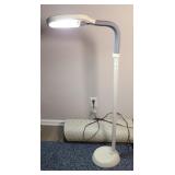 FLOOR LAMP, (ADJUSTABLE)