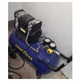 GOODYEAR 8 GALLON AIR COMPRESSOR (WORKS)