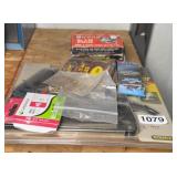 STAPLE GUN & STAPLES