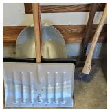 SLEDGE HAMMER, AXE, SHOVELS