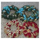 (4) WREATHS