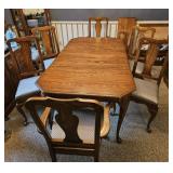 PENNSYLVANIA HOUSE TABLE (8) CHAIRS W/ (2) LEAVES